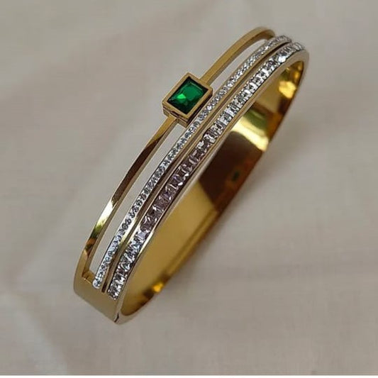 Emerald Allure Cuff